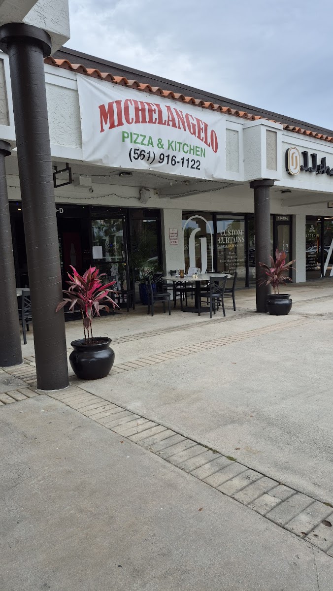 Michelangelo Pizza & Kitchen